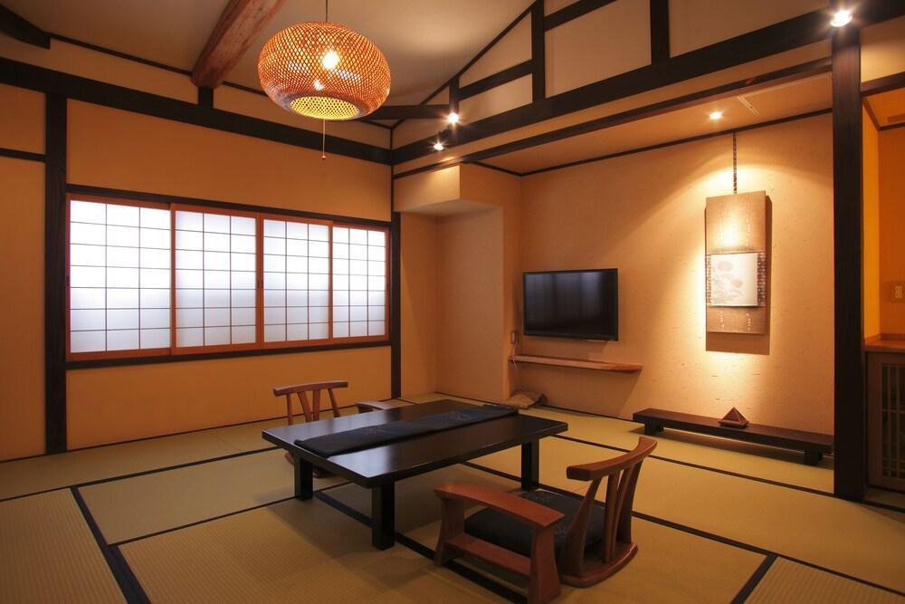 Hanaougi Bettei Iiyama Takayama  Bagian luar foto